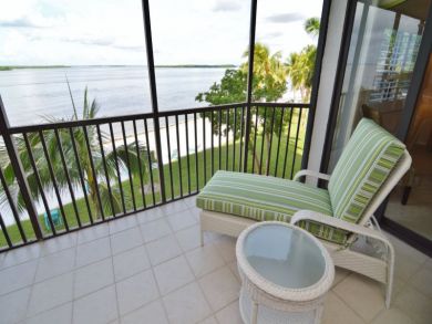 Sanibel Vacation Condo with Water Views & Two Bedrooms